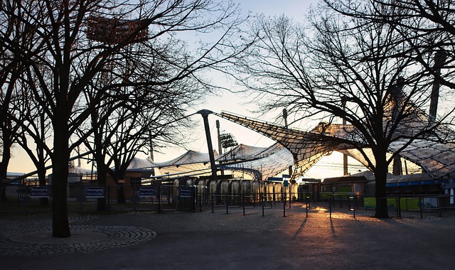 足球国足再次加练射门，教练组严要求